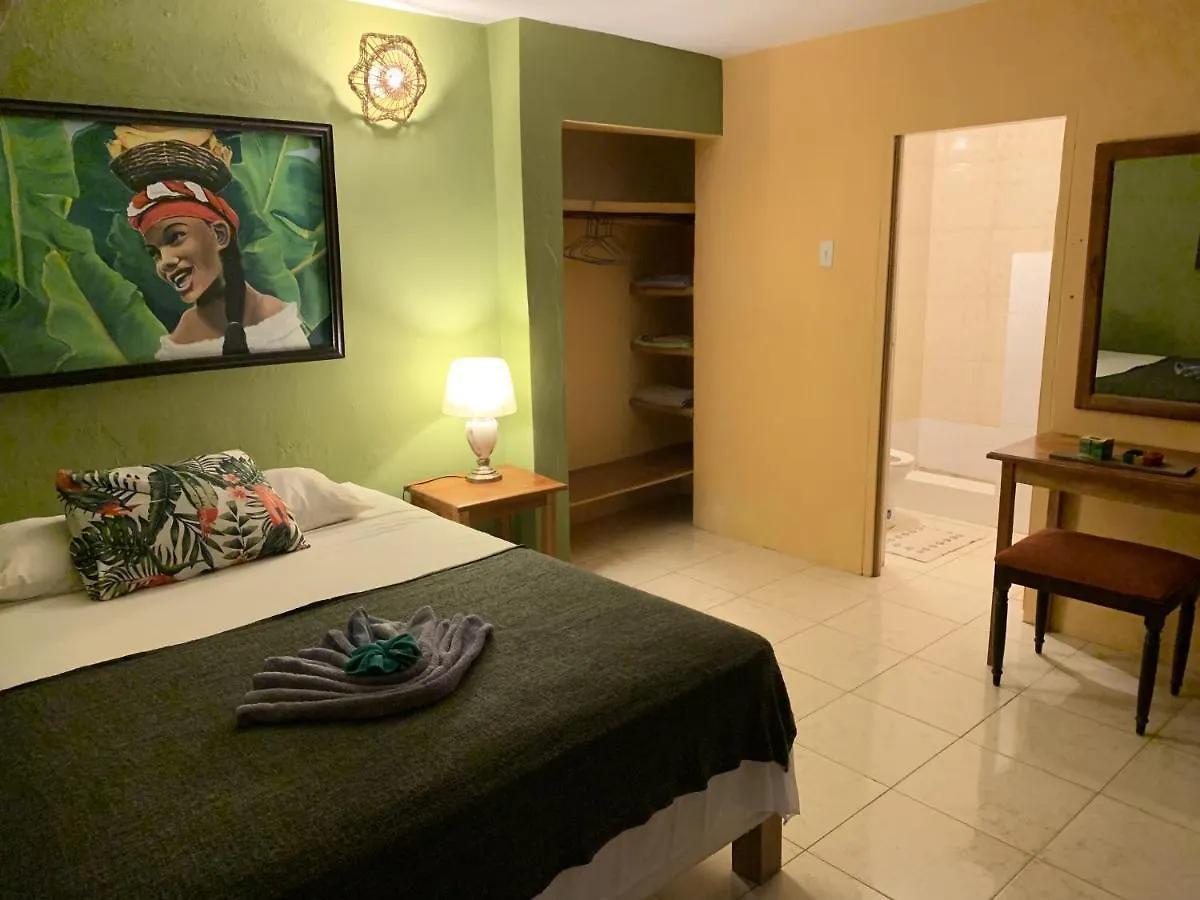 Bed & Breakfast Can Jam Retreat Negril Jamaica
