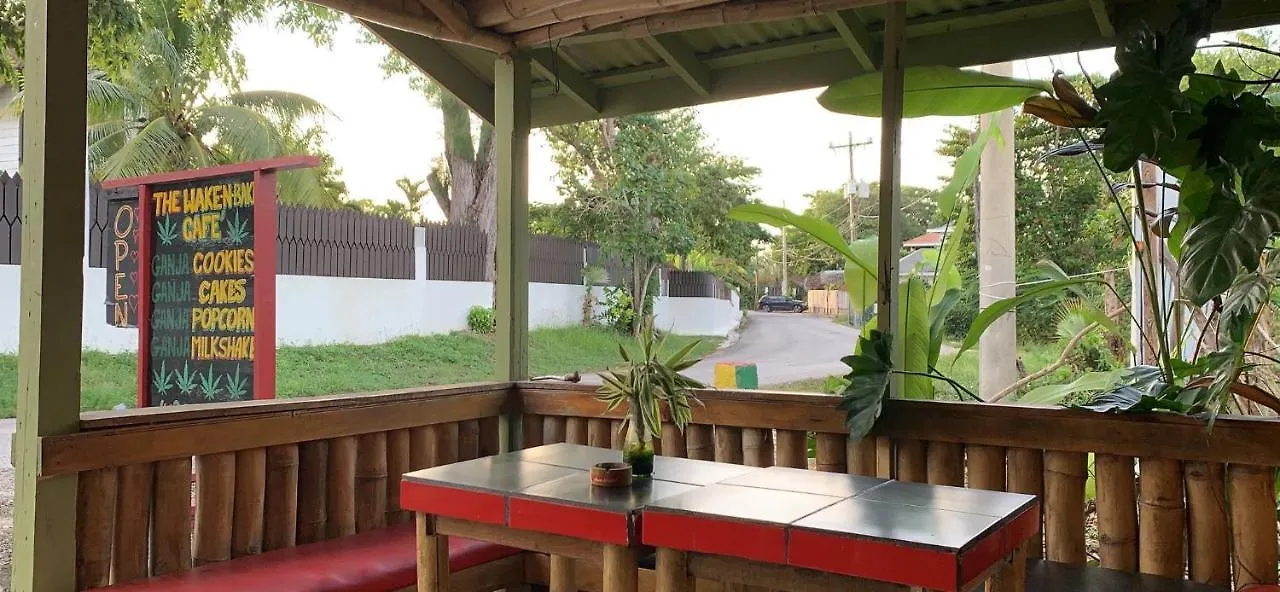 Can Jam Retreat Negril Bed & Breakfast